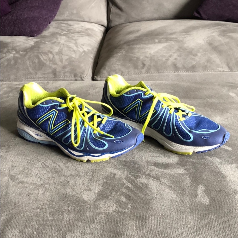 EUC New Balance Shoes